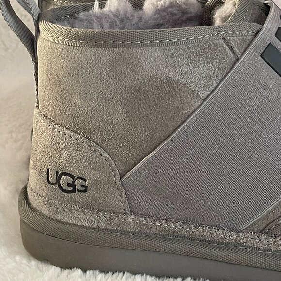 UGG S/N1111730 Neumel 11 Graphic Women's Gray Boots Size: 7 - Picture 7 of 16